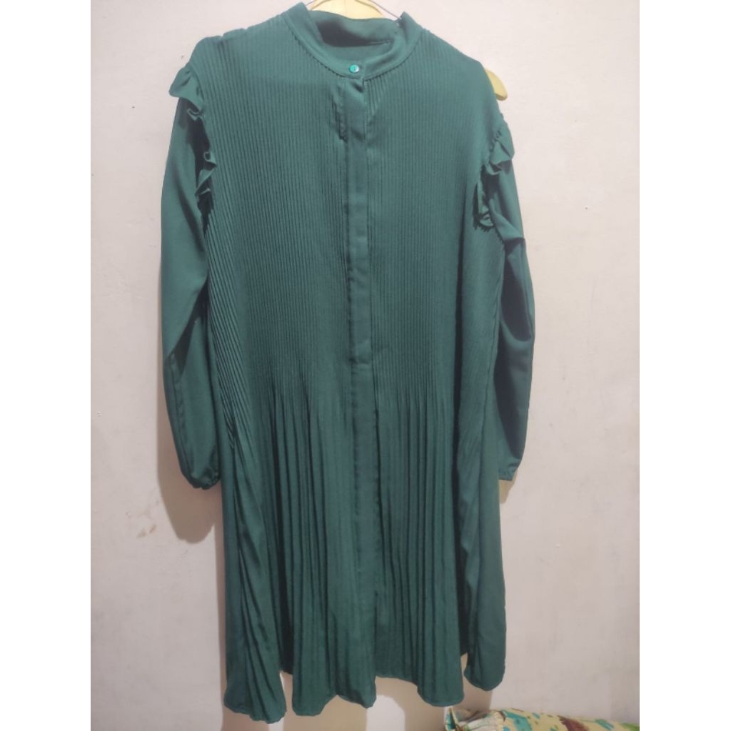 Preloved Tunik Wanita Hijau Botol