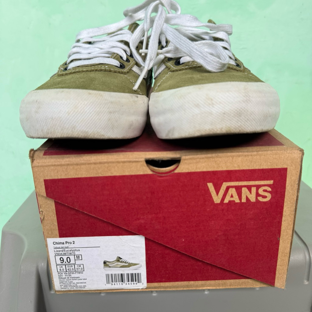 Sepatu sneakers skate pria 42