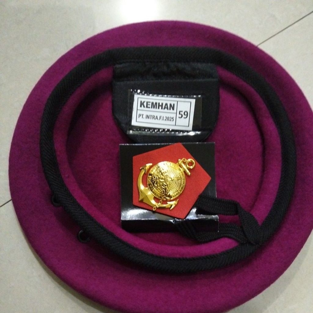 Baret marinir ORI jatah KEMHAN