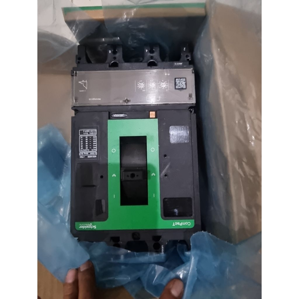 MCCB Schnider ComPact NSX400N 3 Phase 400 Amper
