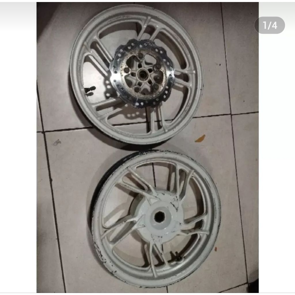 1Set velg vario new 150/125 kondisi bekas layak pakai original