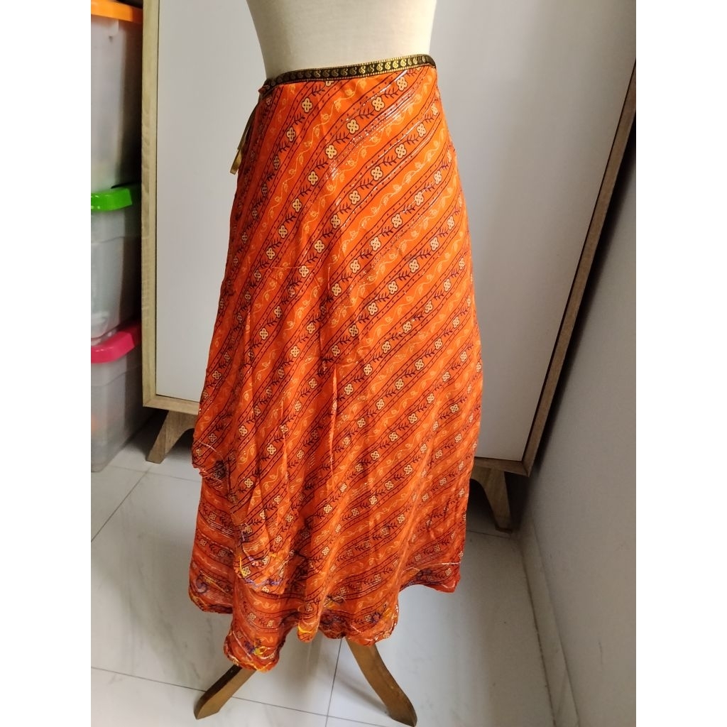 rok lilit preloved