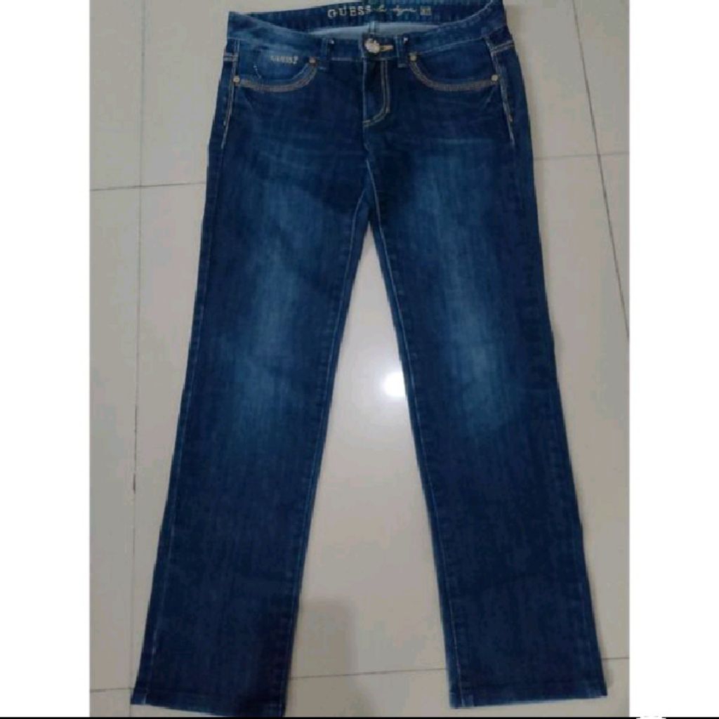 Celana Guess