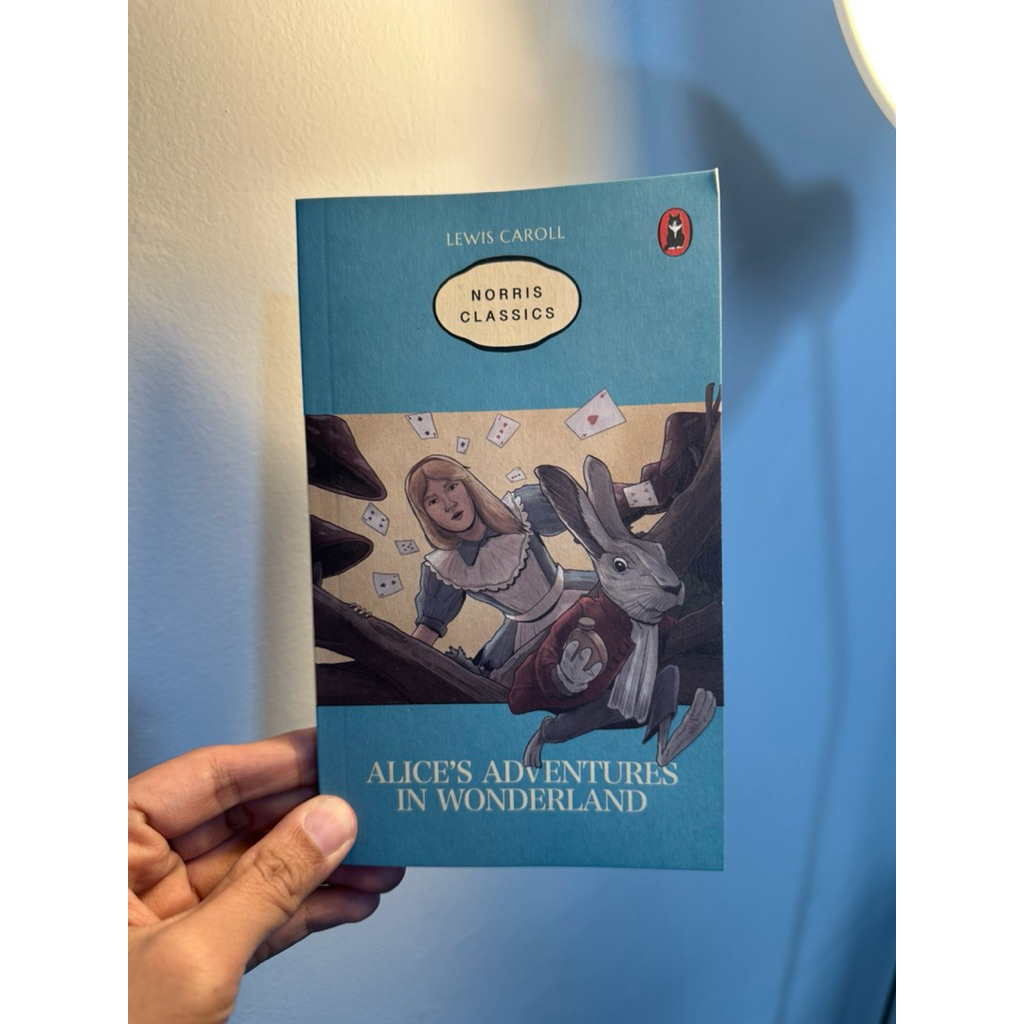 Preloved English Alice’s Adventure in Wonderland