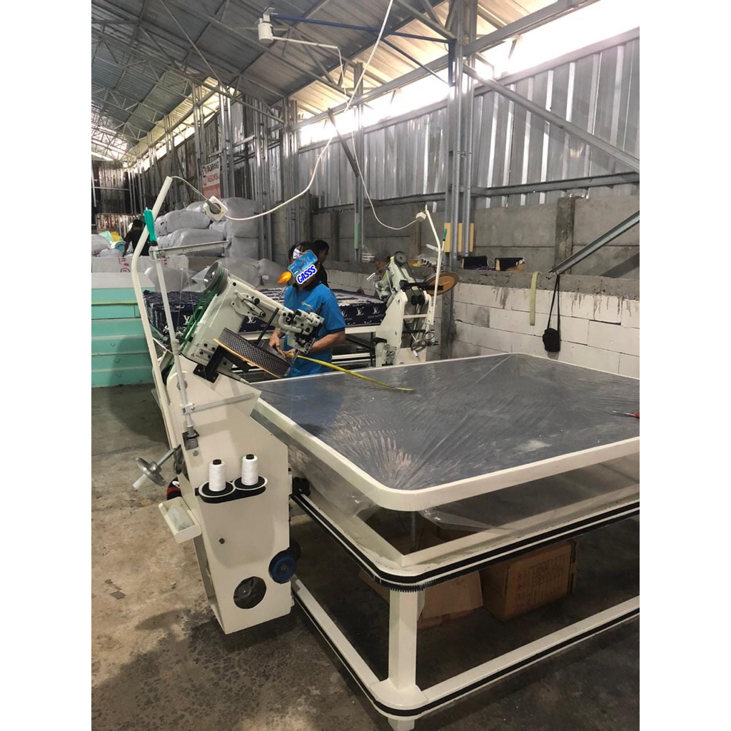 SATU SET MESIN CORNER/MESIN JAHIT KASUR AMBAL SPRINGBED DLL