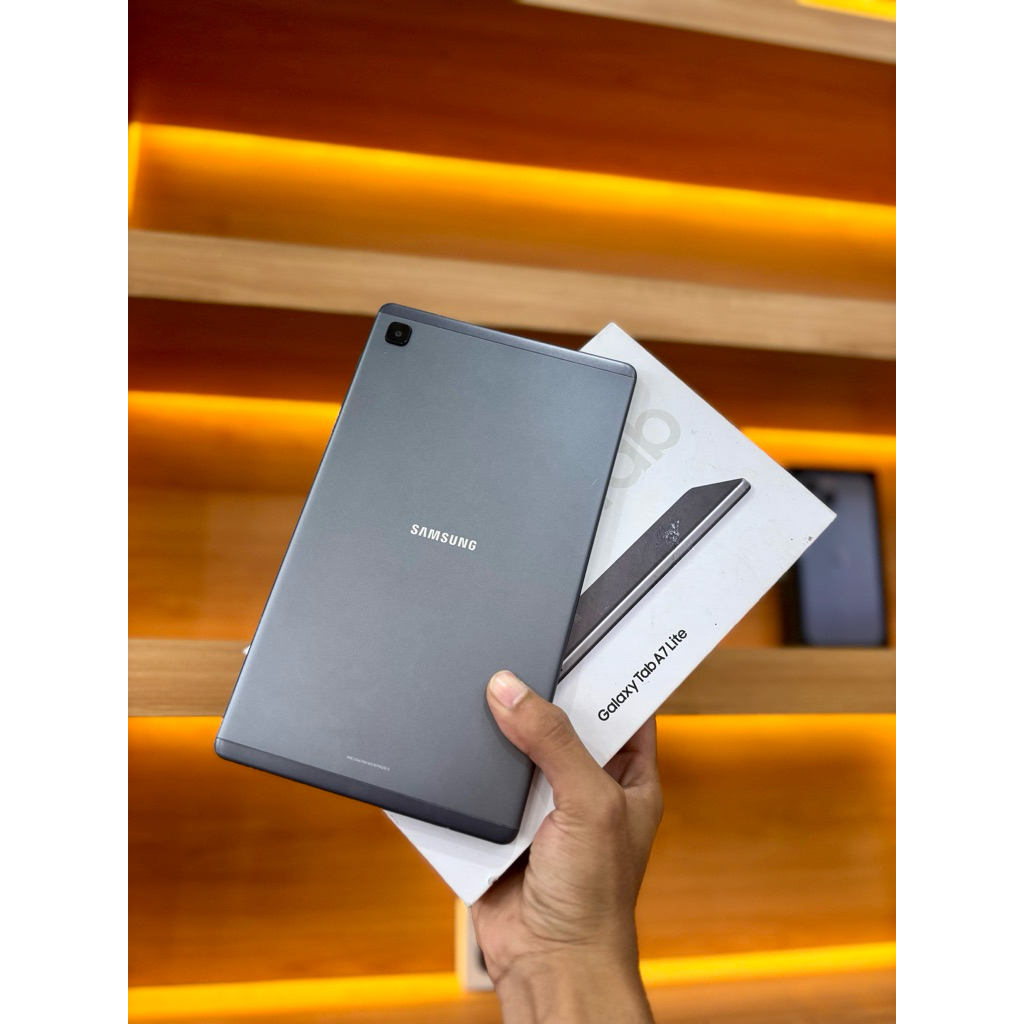 SAMSUNG TAB A7 LITE 3/32 BISA KARTU & WIFI SECOND MULUS LIKE NEW