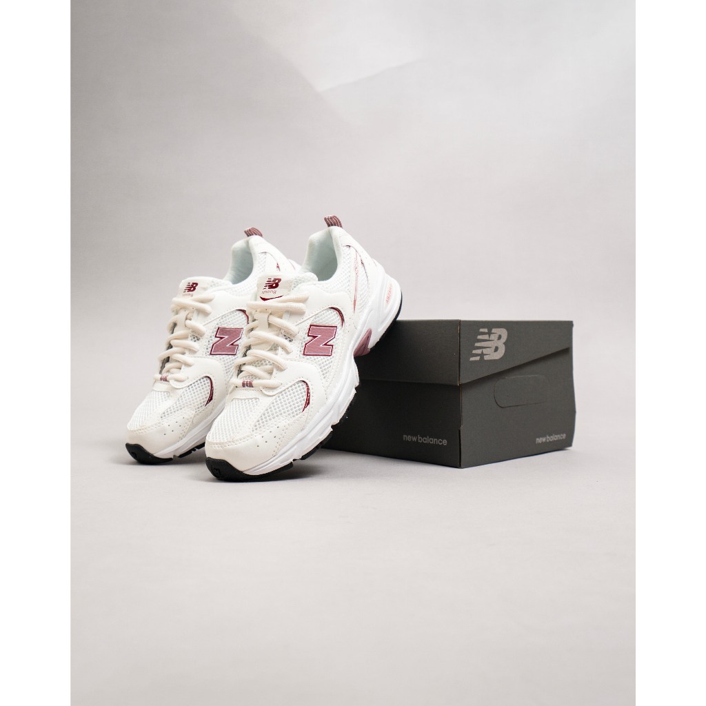 Sepatu Casual / New Balance 530 - WHITE PINK RED
