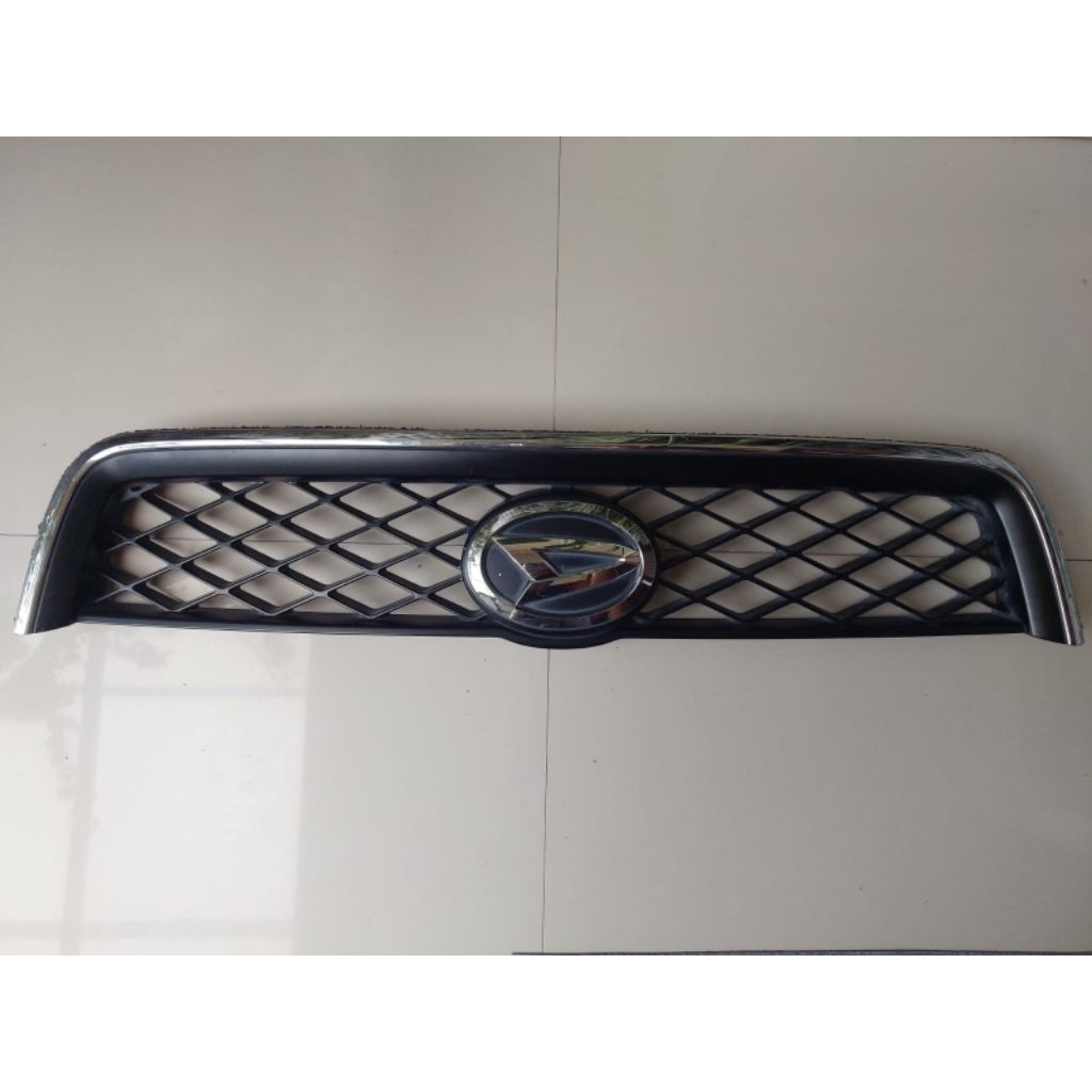 Grill Terios Lama Original