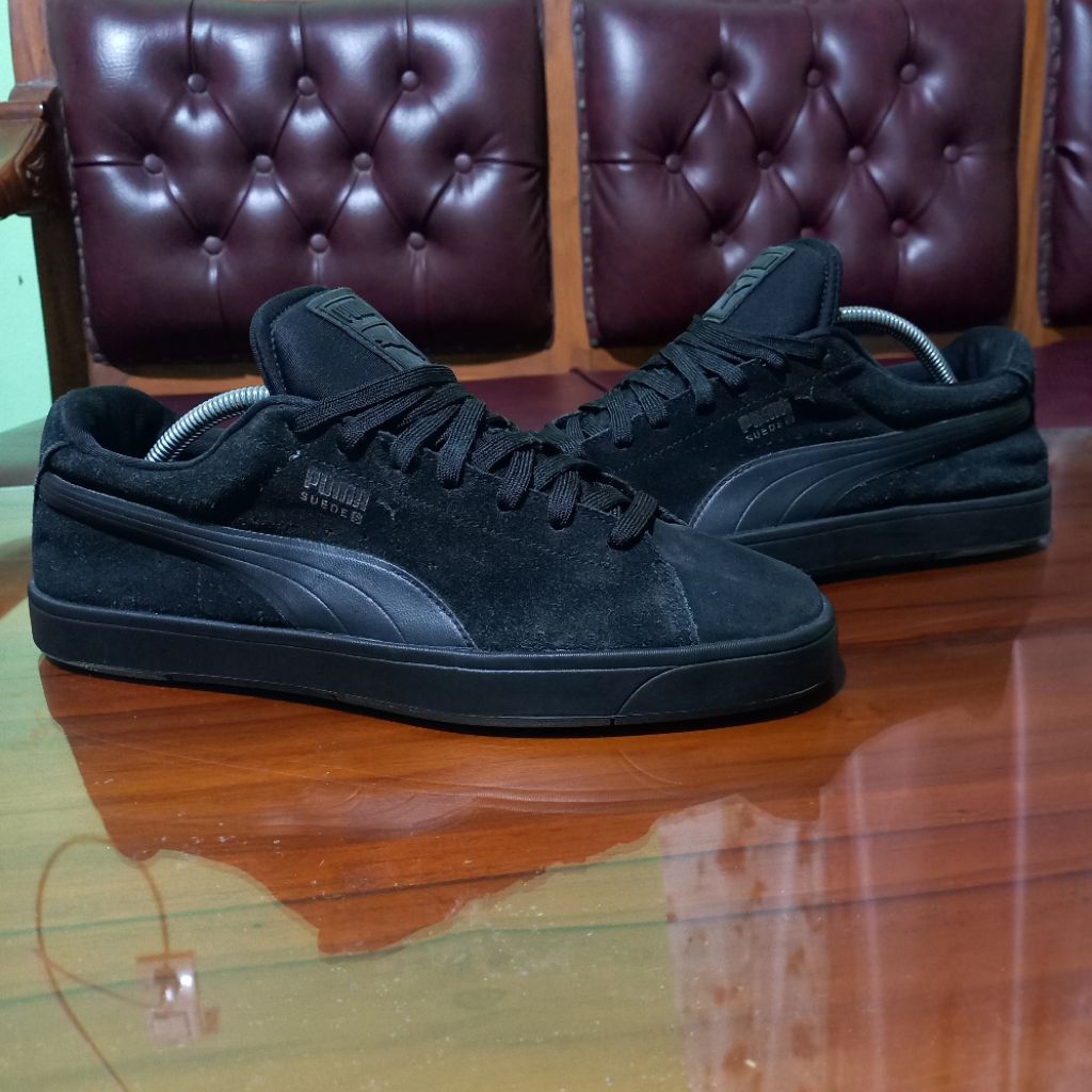 PUMA SUEDE TRIPLE BLACK SEPATU SNEAKER SECOND BRANDED