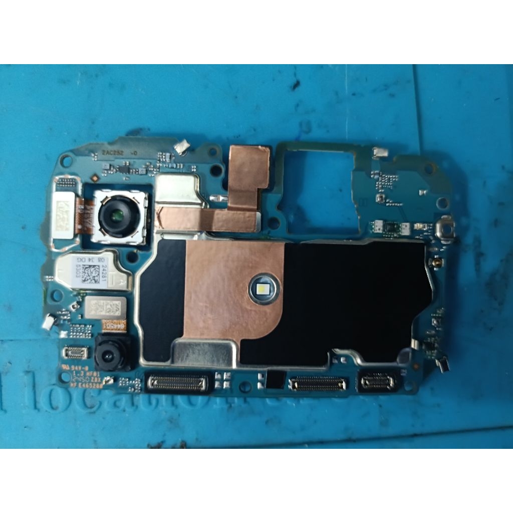 mesin hp Oppo A5 Pro 5G terkunci aplikasi kreditan