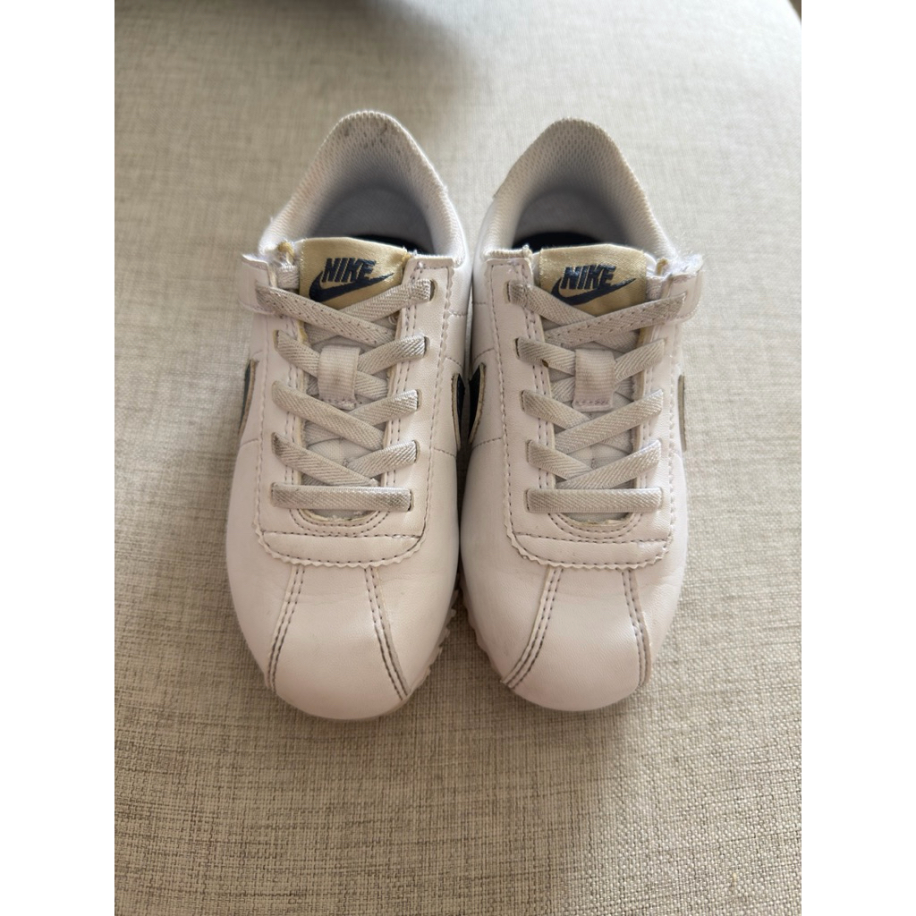 nike kids sepatu putih