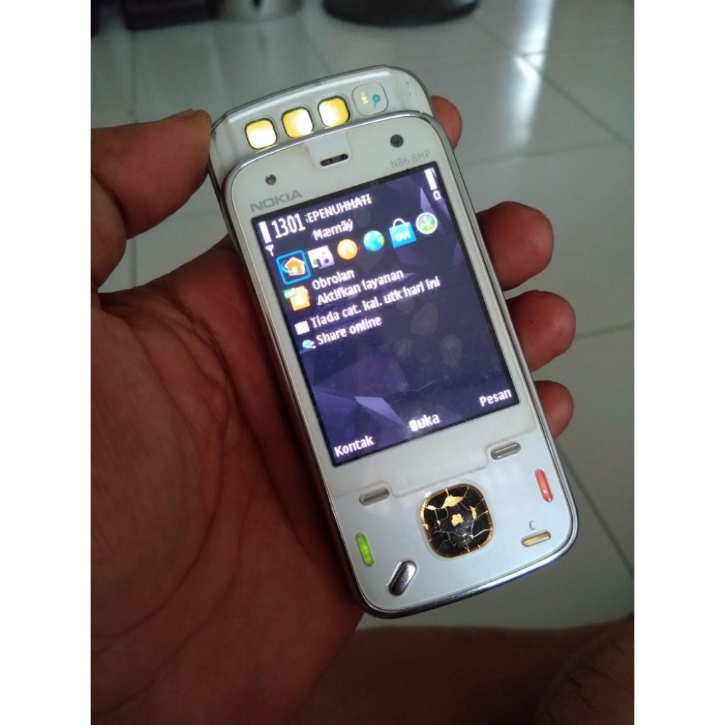Nokia N86 8GB