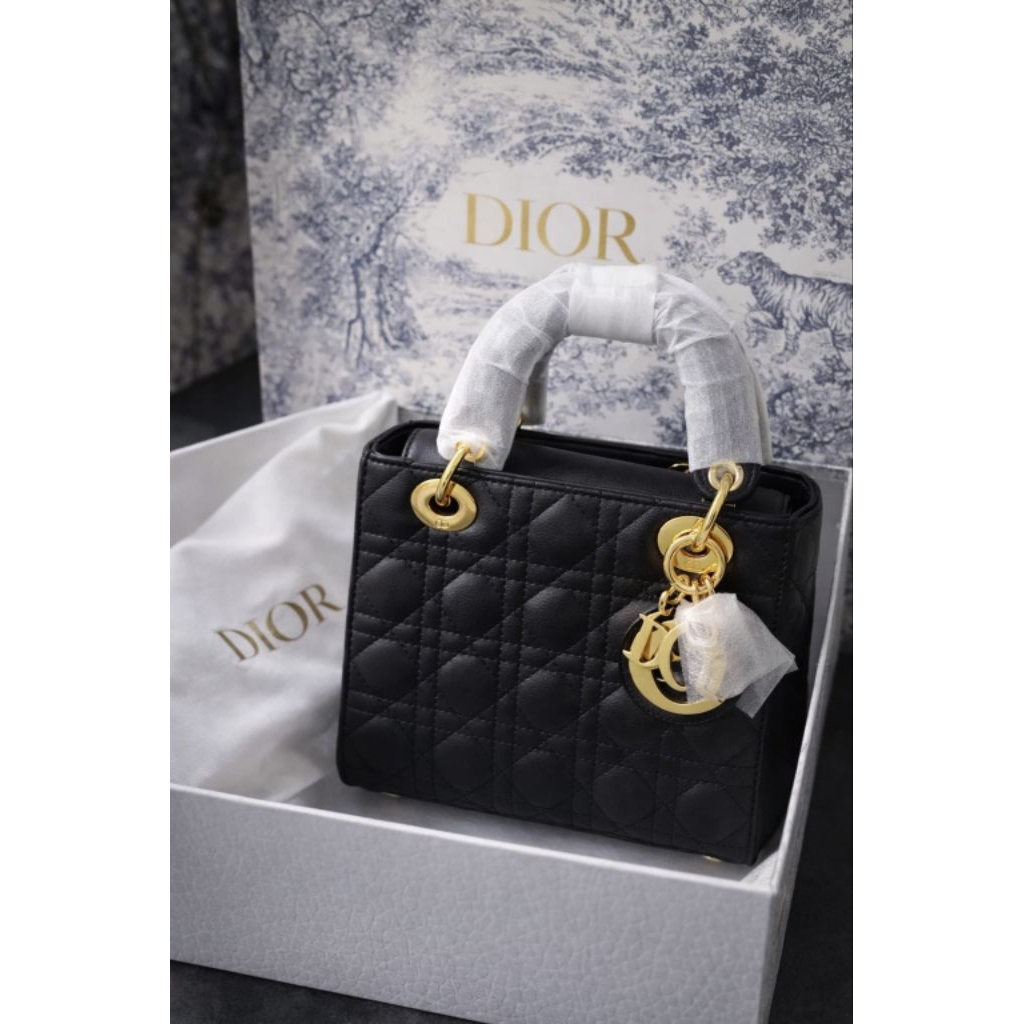 Tas Wanita Lady Dior (Non Ori) Style Hitam Like New Fullset Box & Dust Bag Handbag Elegan