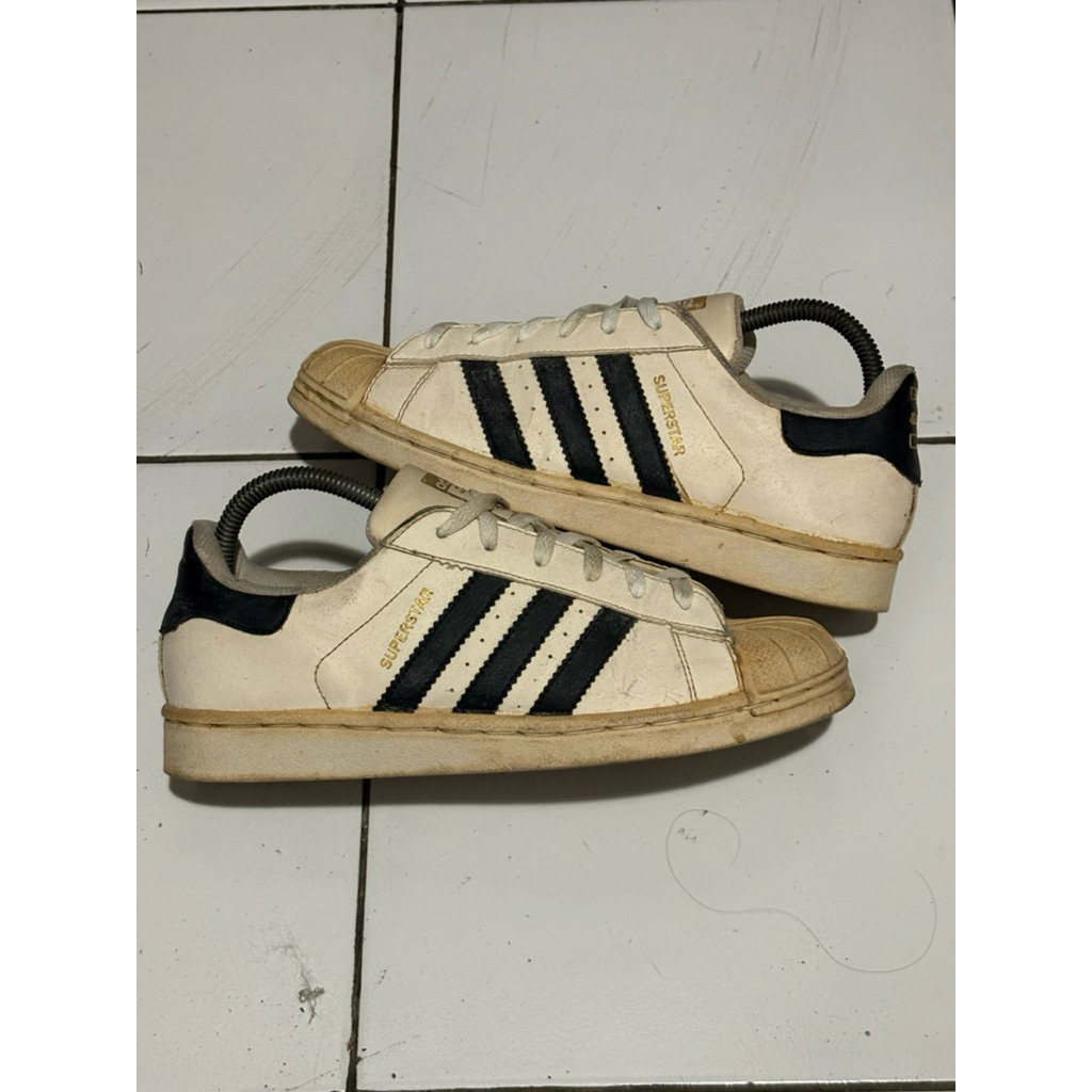 Adidas Superstar