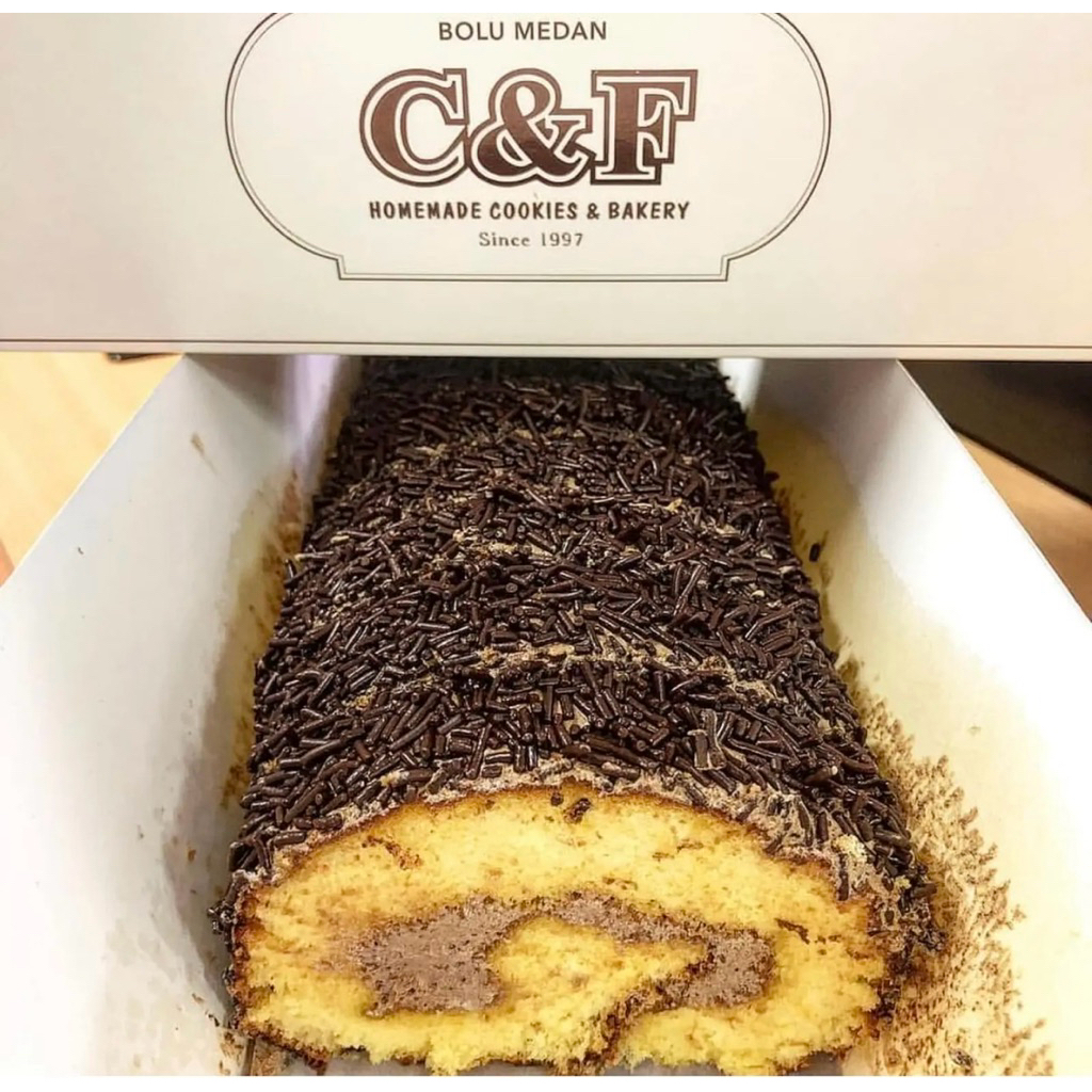 Bolu Gulung khas Medan Bolu C&F Double Topping