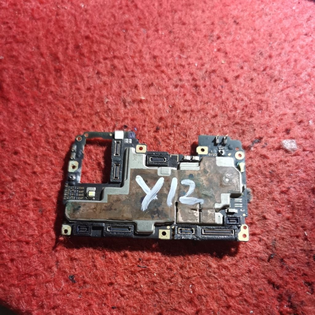 mesin vivo y12 mesin mati untuk bahan ic cpu emmc ada mesin masi mulus.