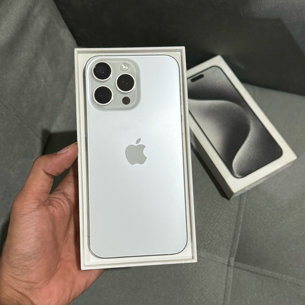 iPhone 15 Pro Max 1TB / 1000GB White Titanium Garansi Resmi iBox