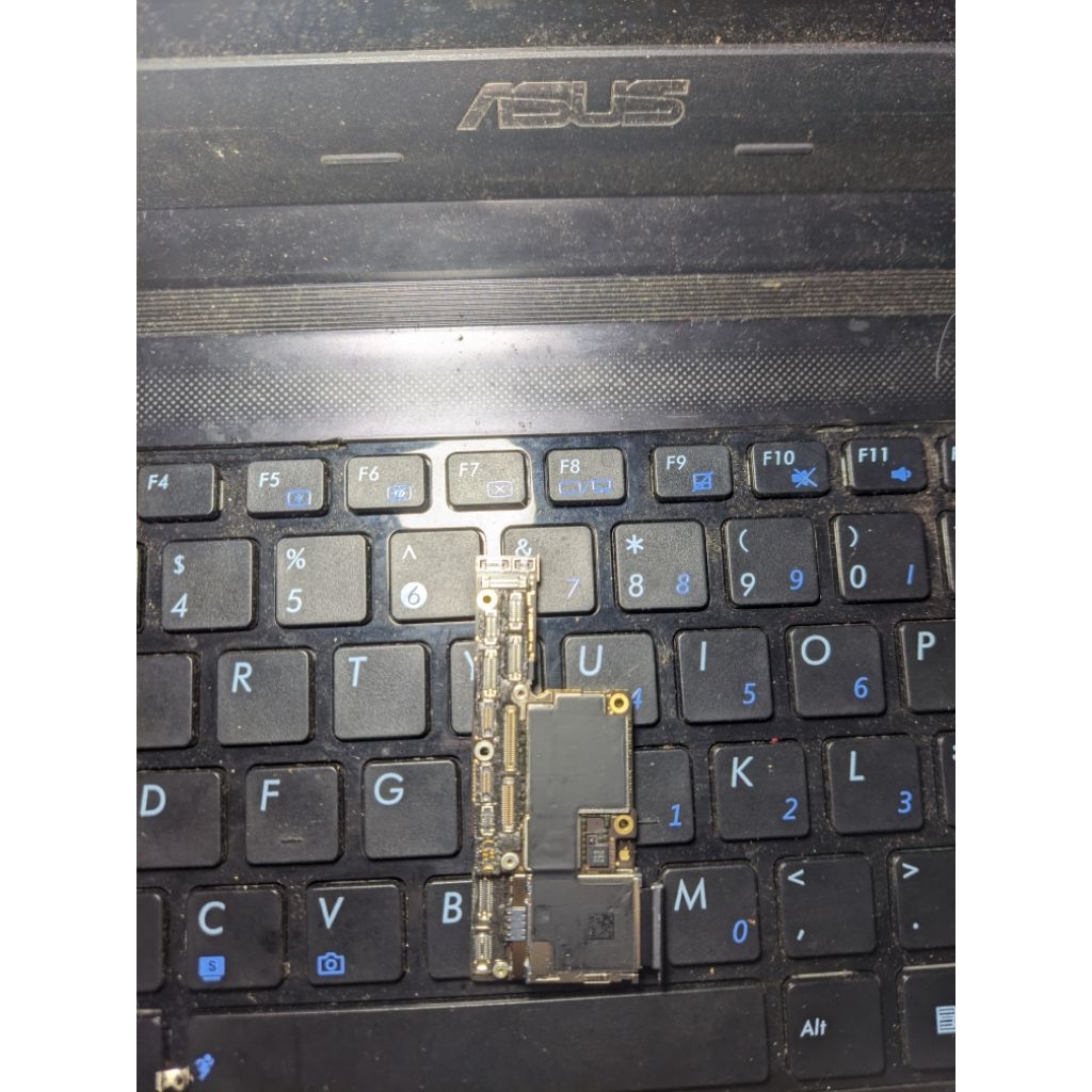 mesin iPhone xs 256gb kelock iCloud bahan