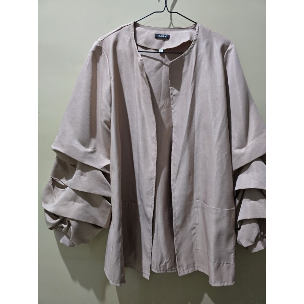 Outer nude by judith.id