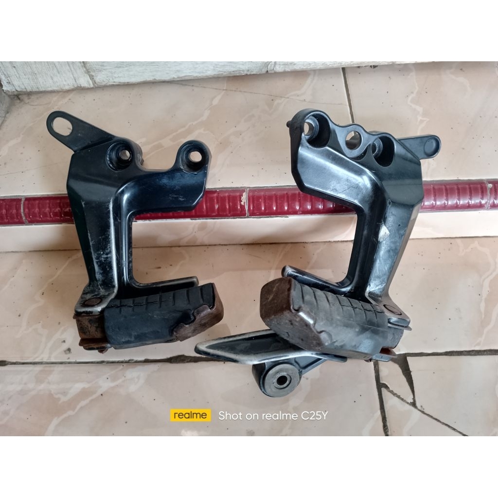 footstep/step belakang yamaha jupiter Z1 original
