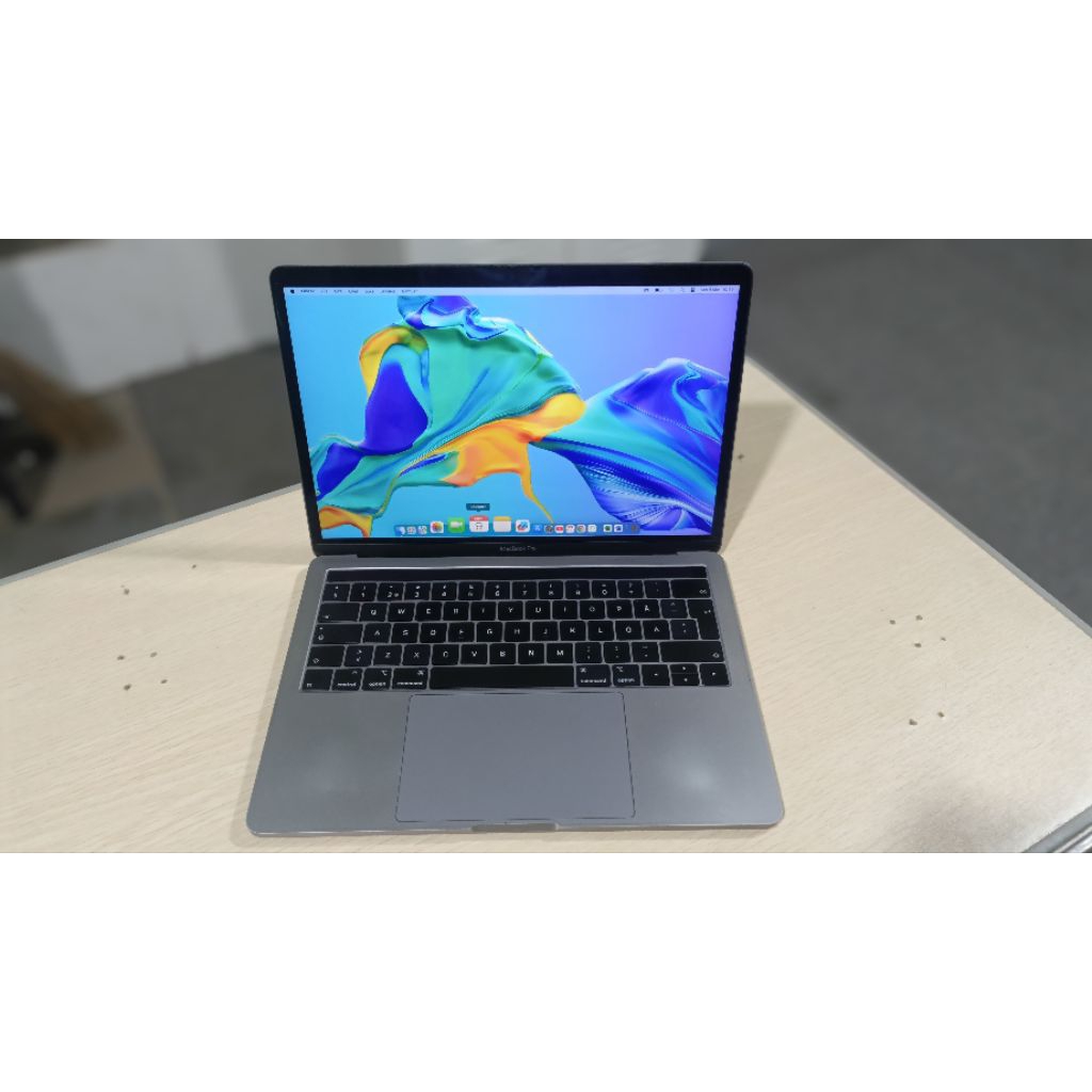 MACBOOK PRO 2019 16/256 TOUCHBAR MULUS NOMINUS