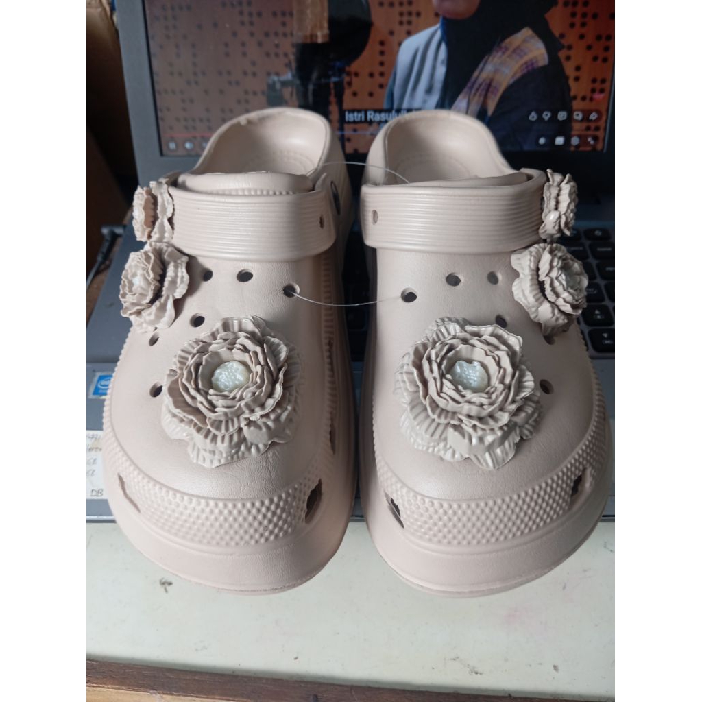 Sandal Kodok Wanita Bunga Tinggi Sandal Jelly Wanita Wedges Korea Sandal Baim Wanita Bunga