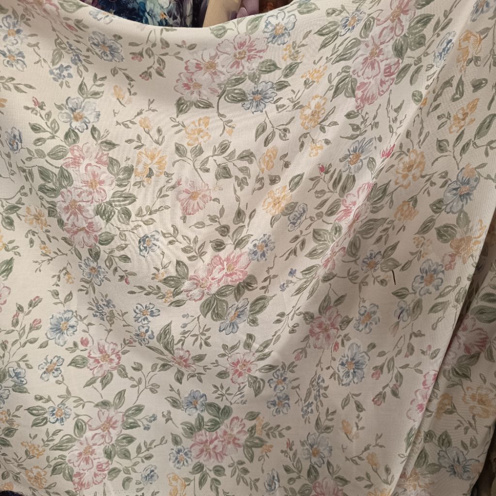 kain katun rayon motif bunga kecil terbaru,bahan daster, lebar 1,5m