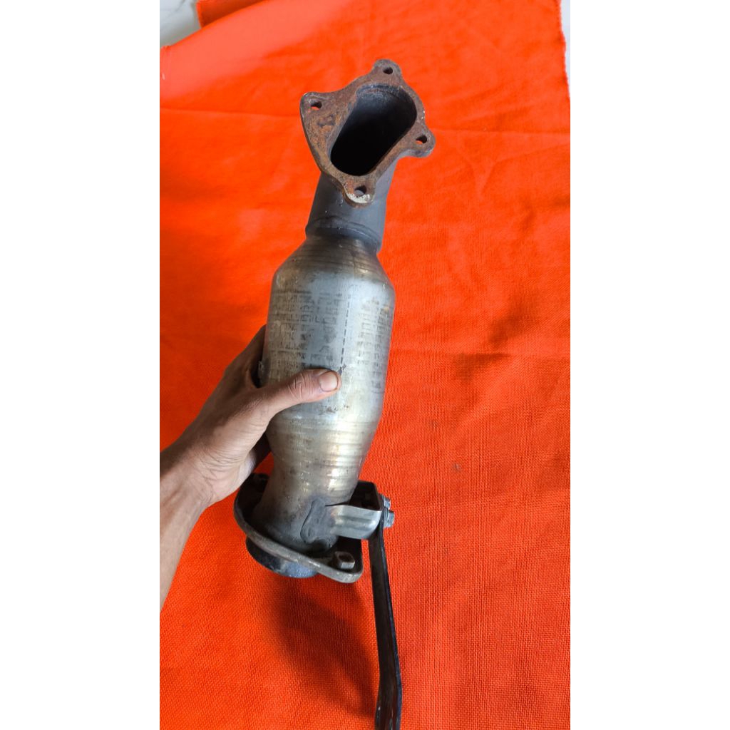 manifold api atau katalis knalpot downpipe Toyota Fortuner diesel solar 2kd kijang Innova diesel sol