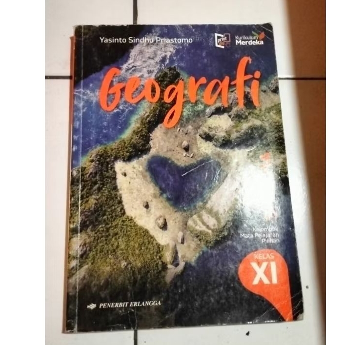 BUKU GEOGRAFI ERLANGGA SMA KELAS 11 ( BEKAS )