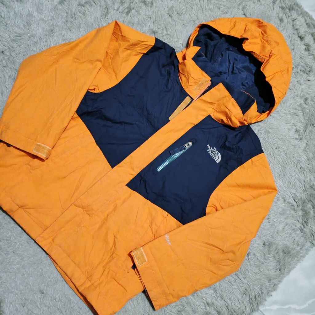 jaket Second TNF kids size LD 70 P 50 umur 3-5 tahun limited