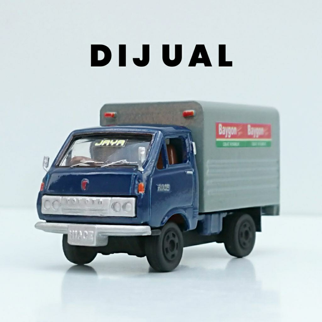 Tomica Toyota Hiace Box (custom)