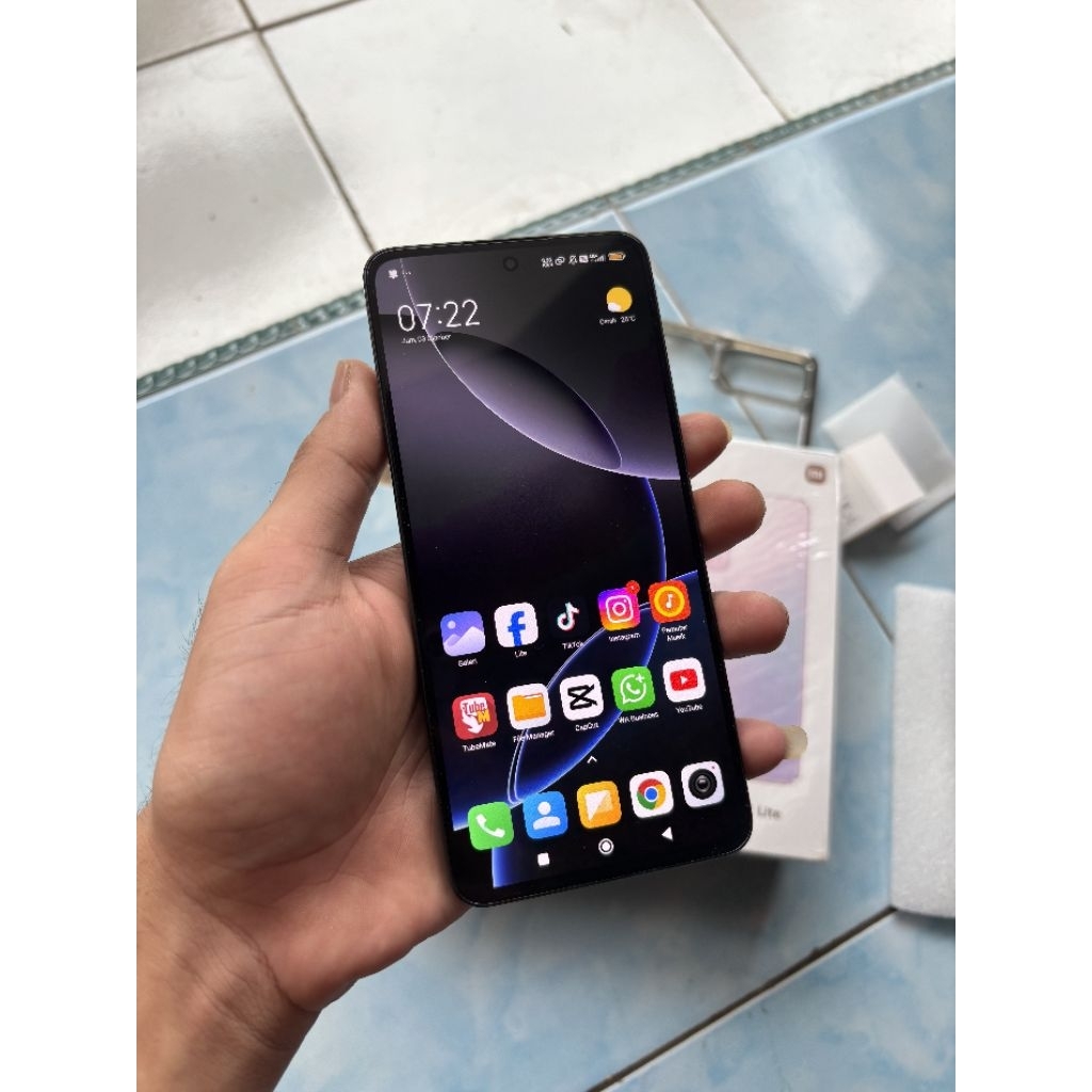 Xiaomi 12 Lite
