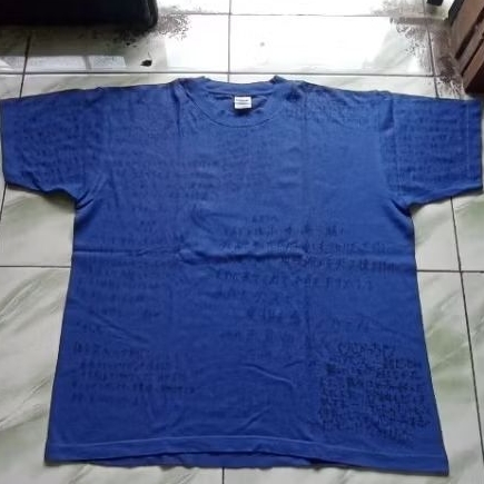 Kaos vintage tulisan Cina