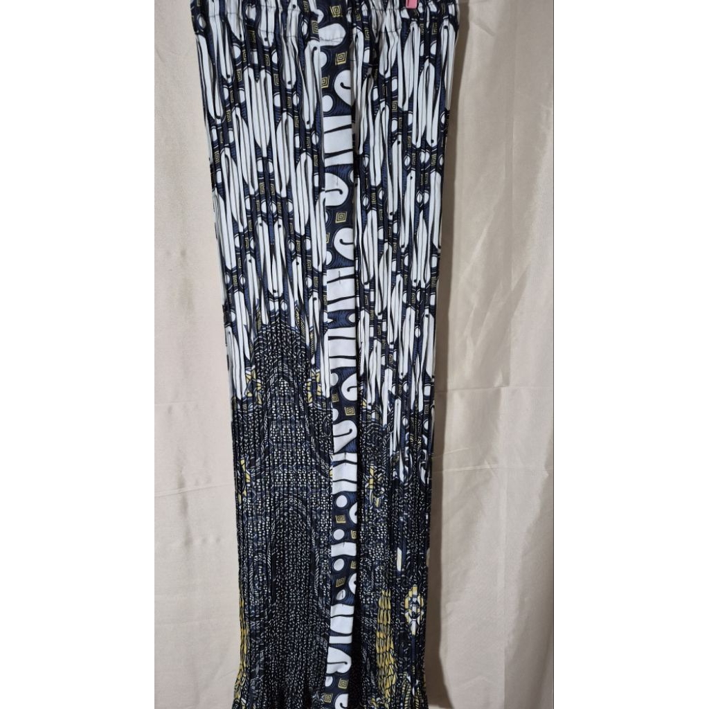 Preloved Rok Batik Plisket Wiru
