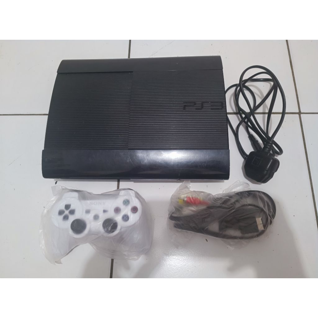 ps3 superslim seri 42 500gb