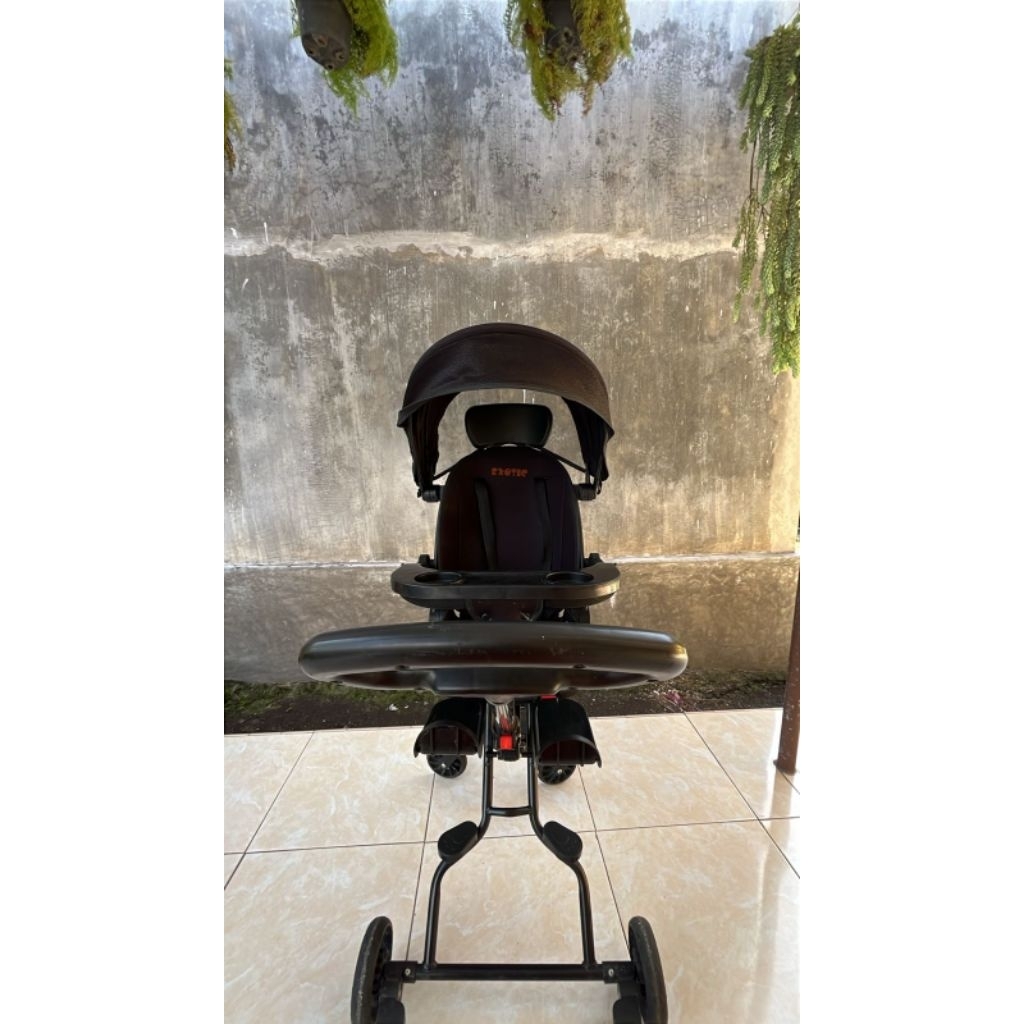 Stroller Exotic