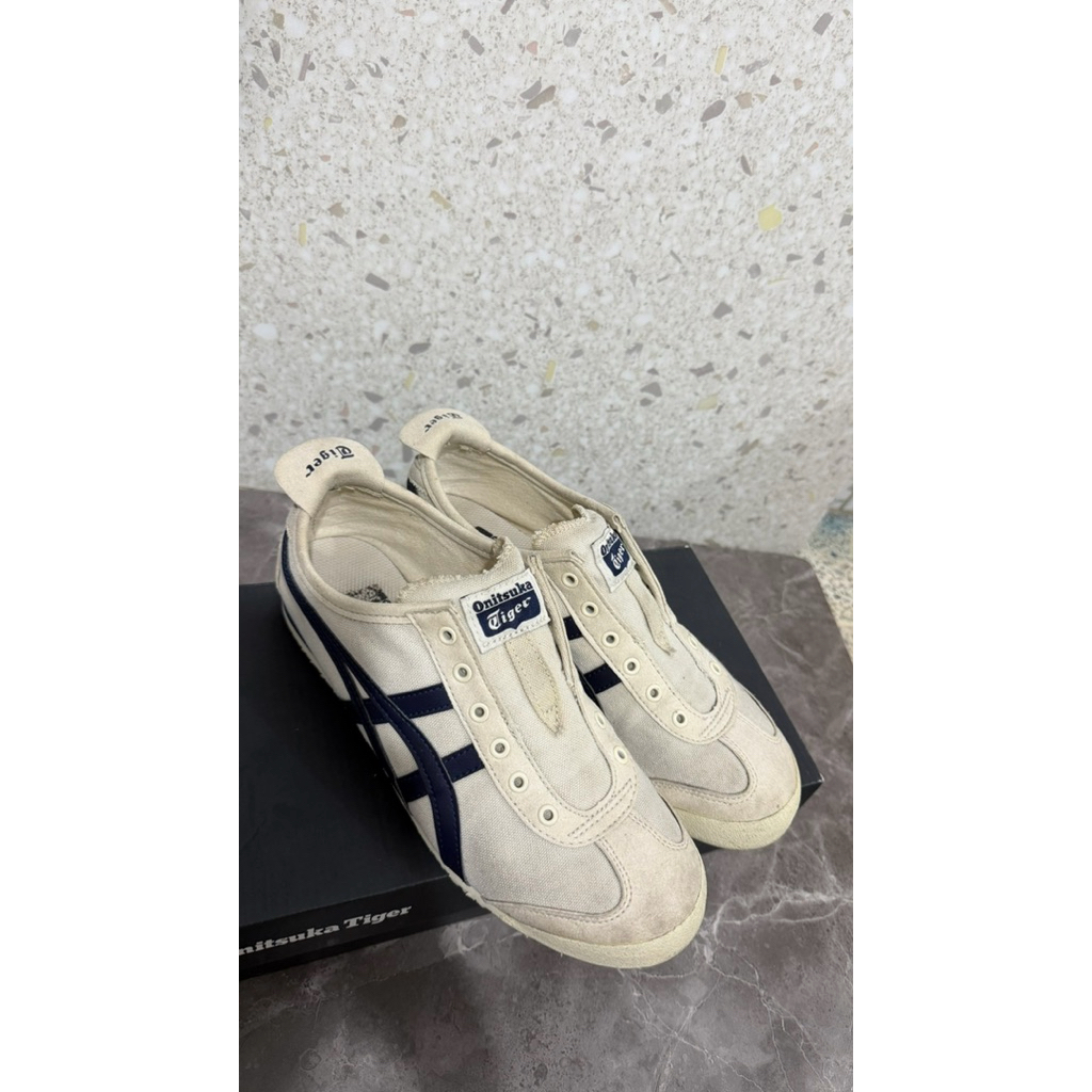 PRELOVED onitsuka tiger ukuran 39 (original 100% beli di store KOKAS)