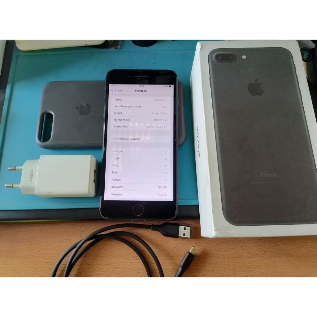 ip 7 plus 128gb inter