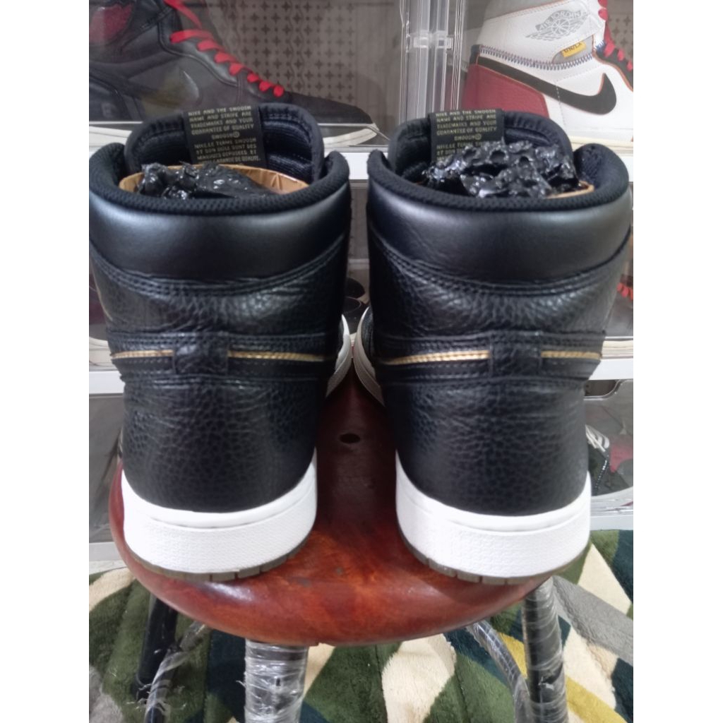 AJ1 HIGH COF (CITY OF FLIGH