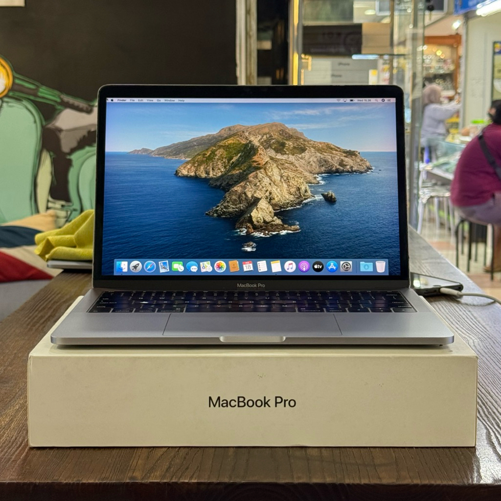 Macbook Pro 2017 13" 256GB Grey IBox