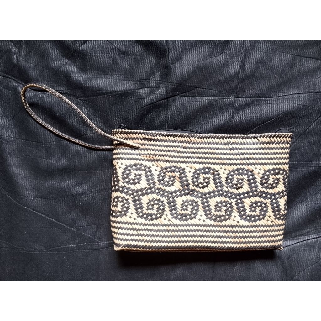 Dompet Rotan Tenteng