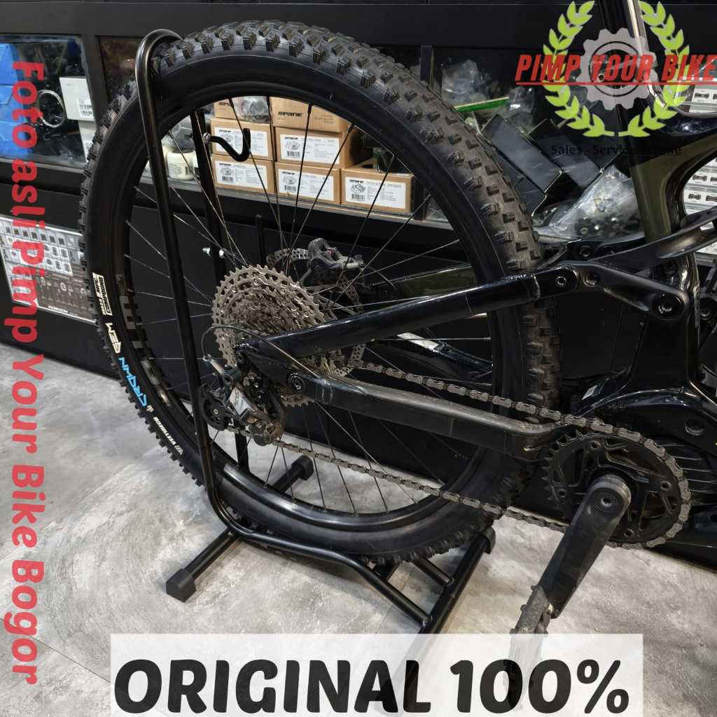 Stand Display Sepeda Polygon Universal Big Size paddock Pedok