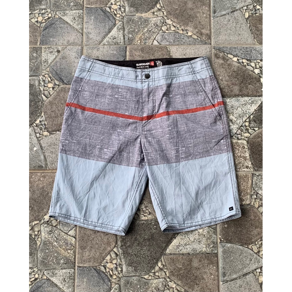 Celana Pendek Quicksilver Short pants