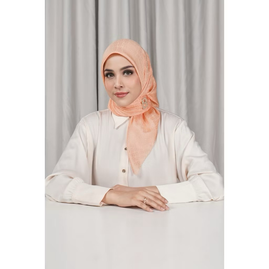 BUTTONSCARVES TAPIS EMBOSSED 2.0 ( NEW )