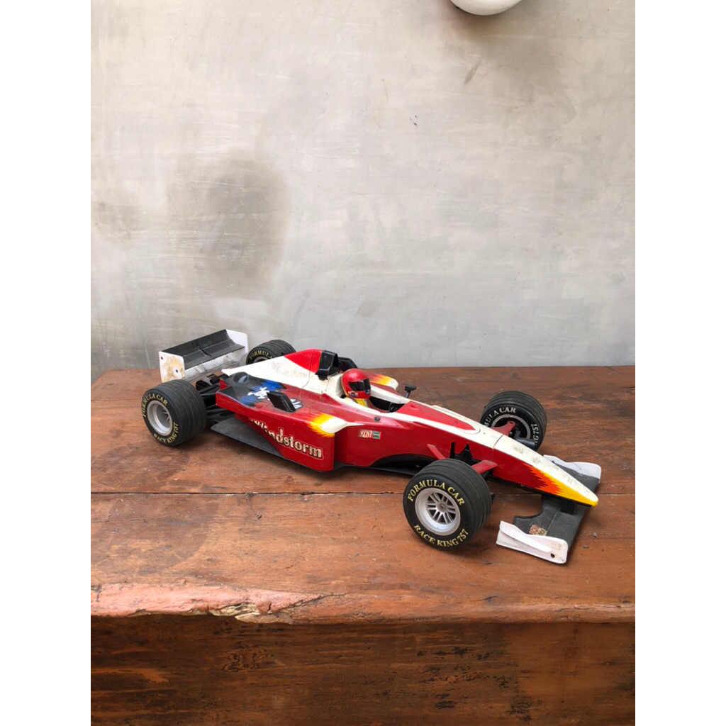 Mainan lawas formula 1 Vintage