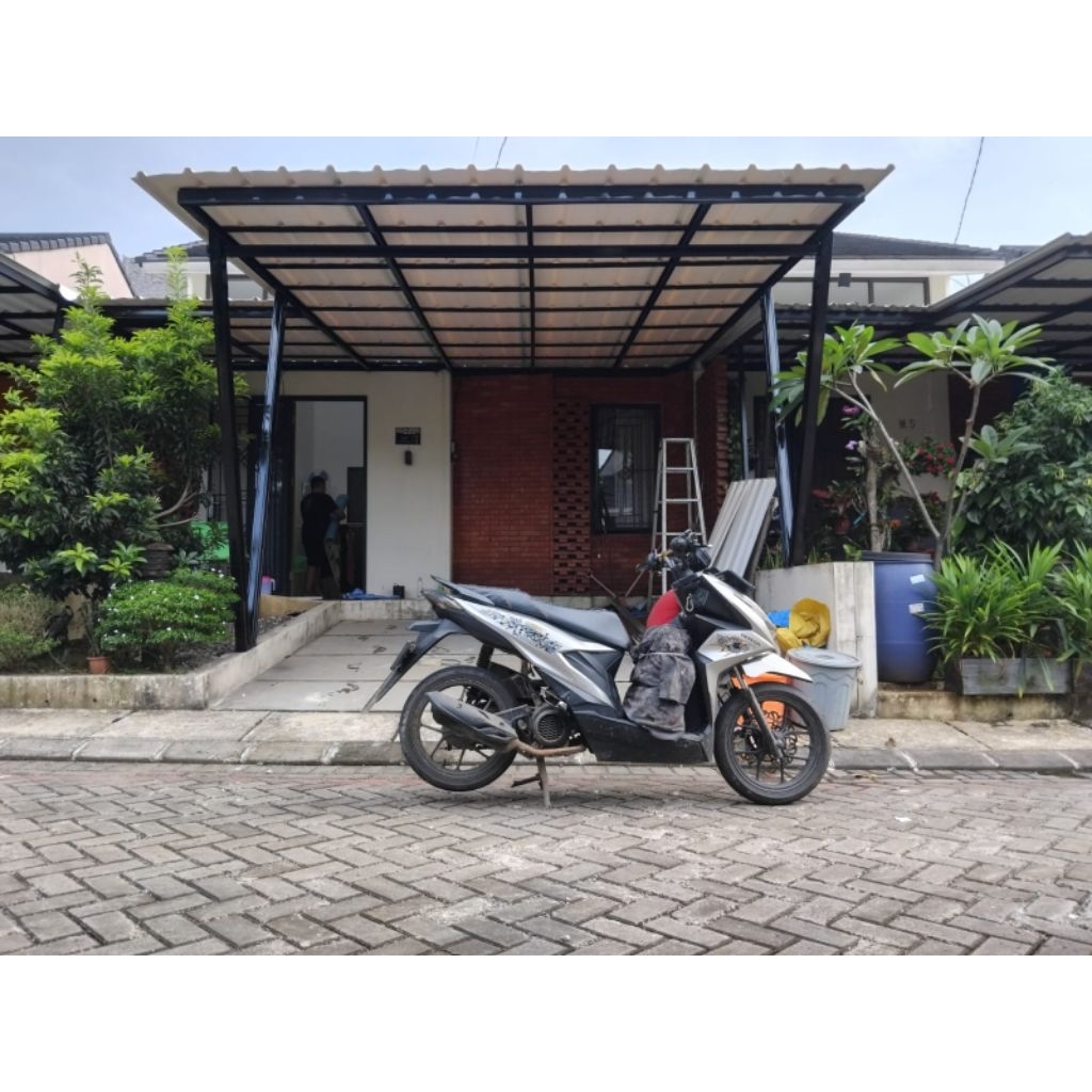 kanopi bajaringan atap Alderon 1 layer +cet terpasang