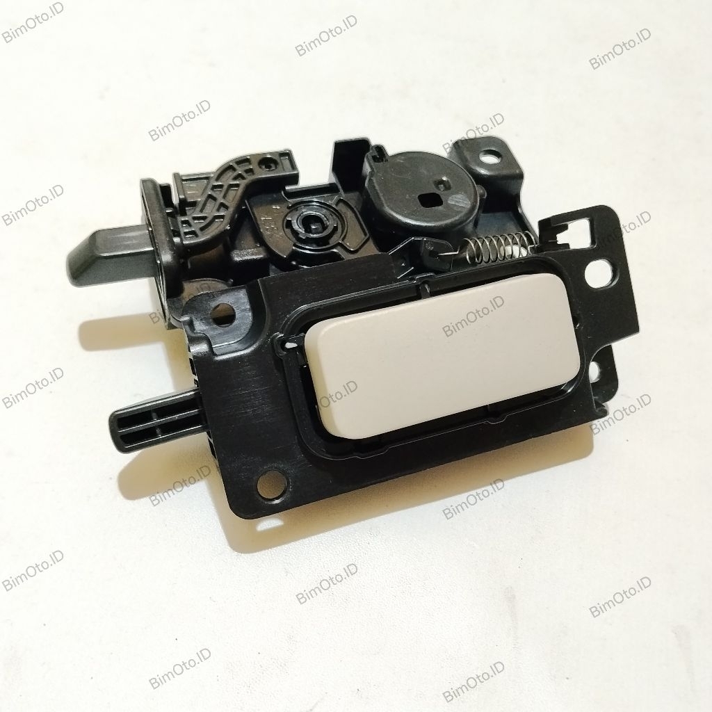 Handle laci dashboard Innova original