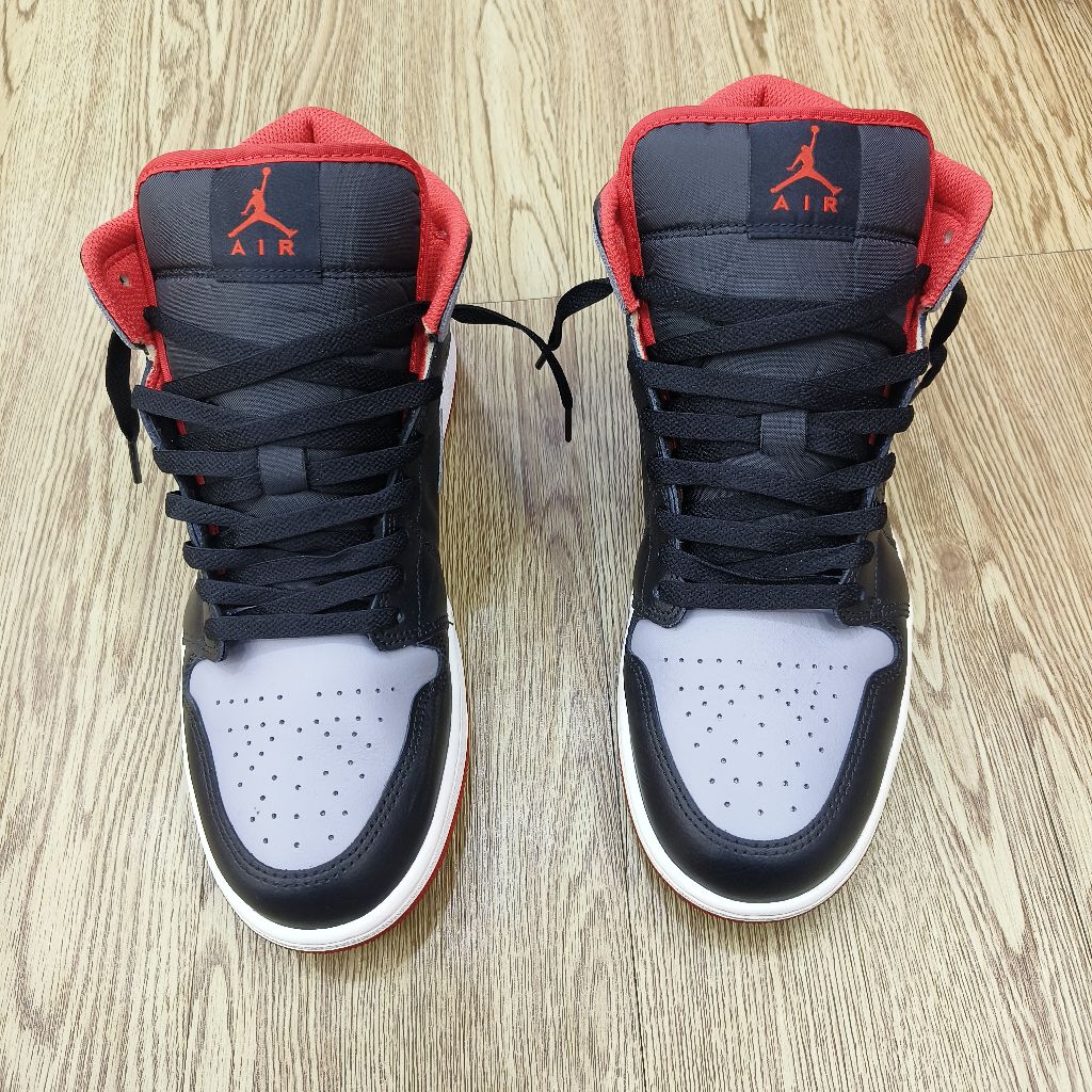 Jordan 1 mid bred shadow