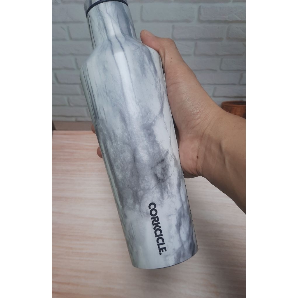 CORKCICLE CANTEEN