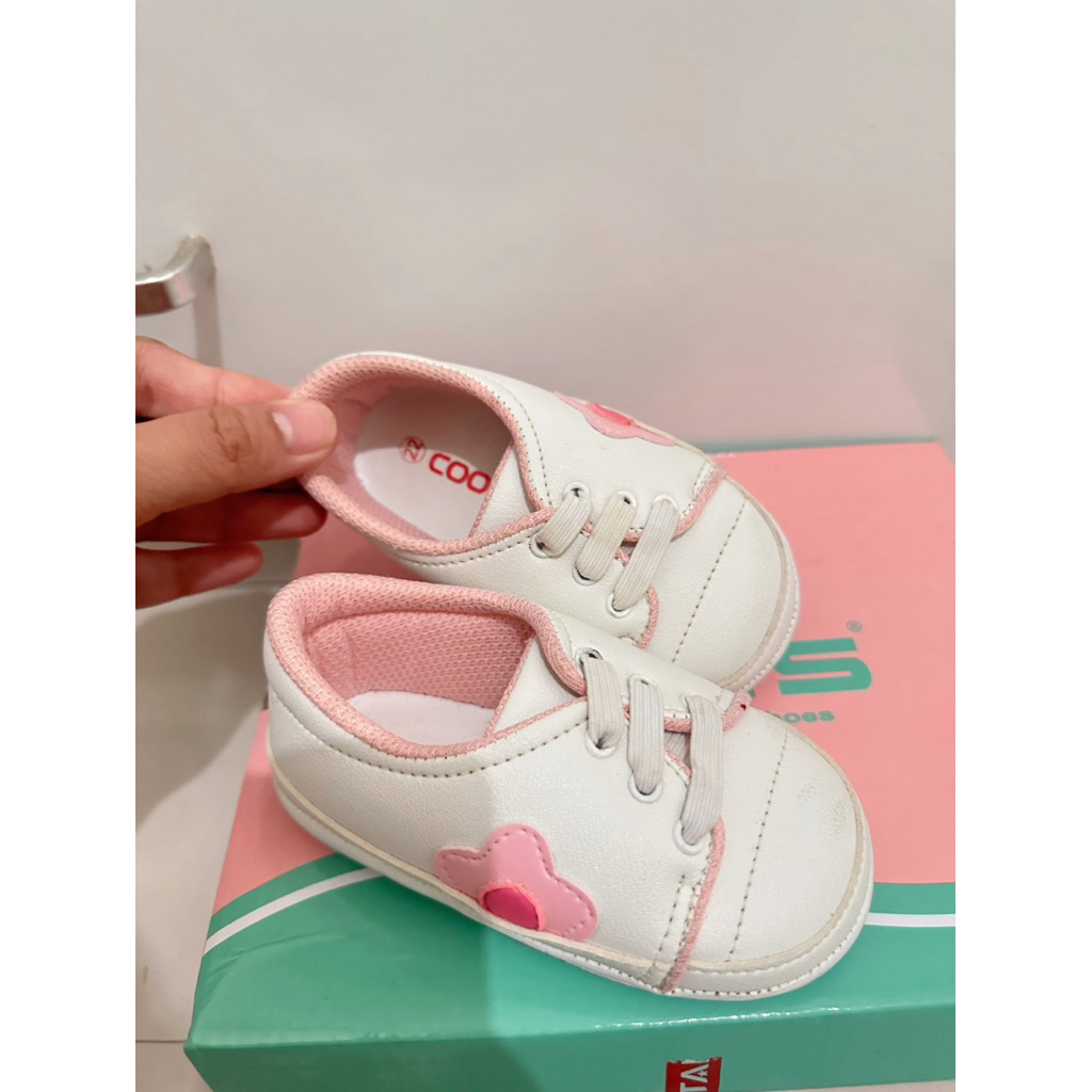 Preloved Sepatu Bayi Cool Baby